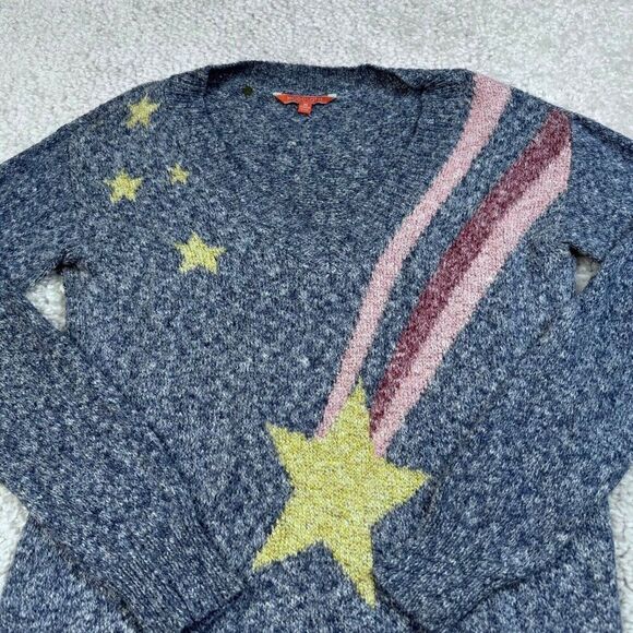 Modcloth Shooting For The Star V-Neck Sweater - Picture 6 of 8